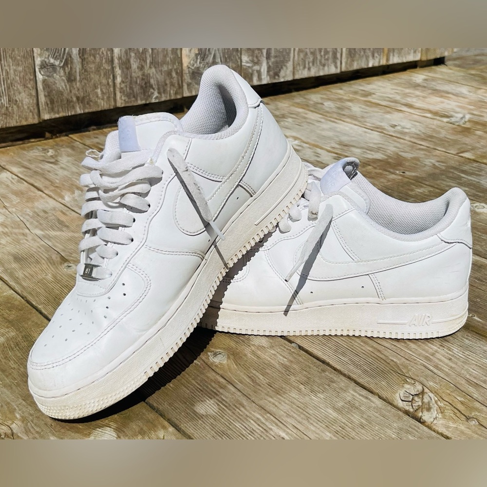 Nike Air Force 1 men size 10.5